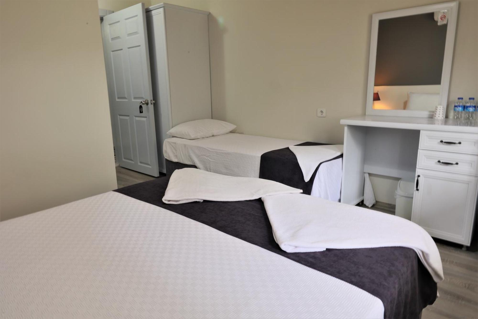 Canada Hotel & Bungalows Çıralı Kültér fotó