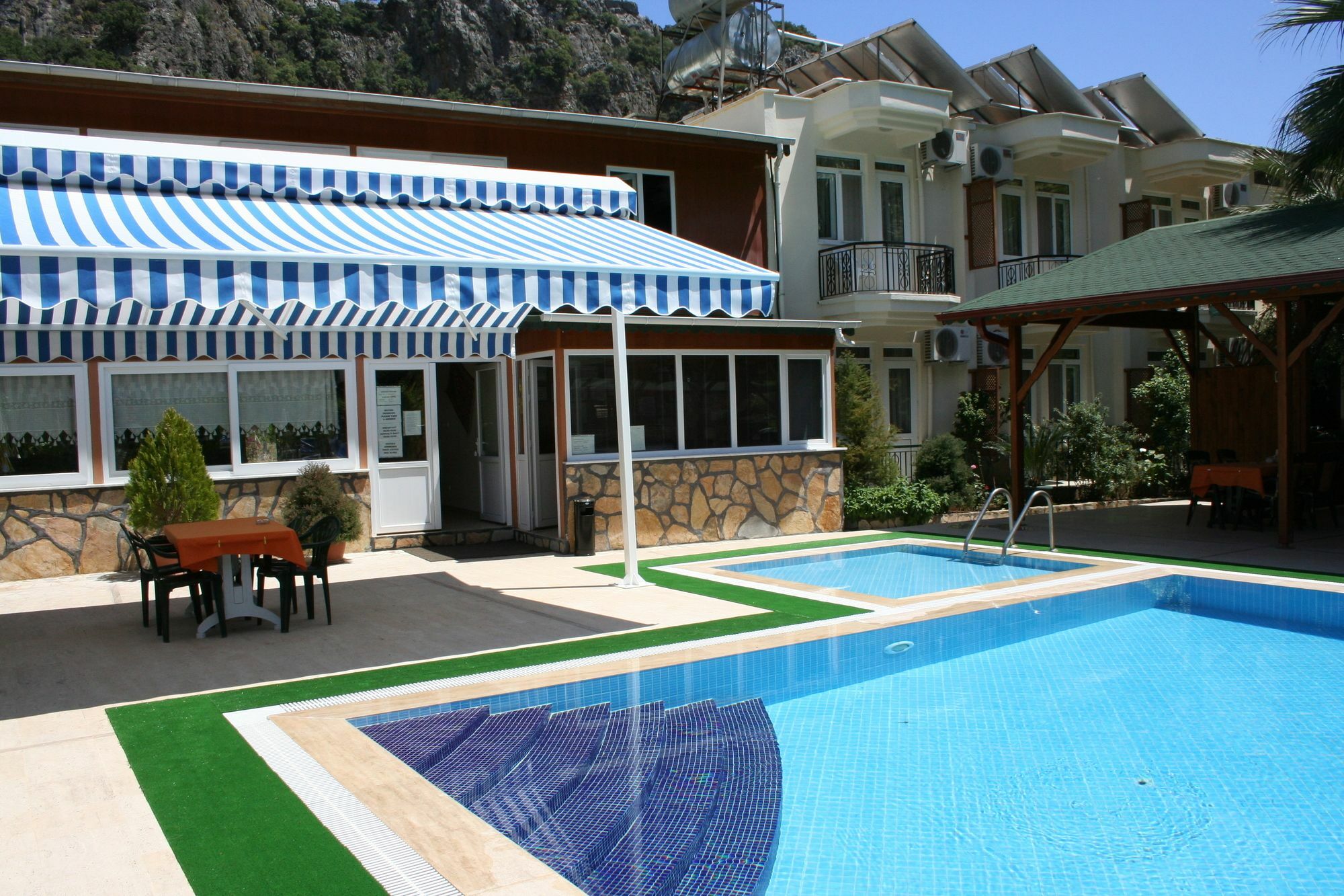 Canada Hotel & Bungalows Çıralı Kültér fotó